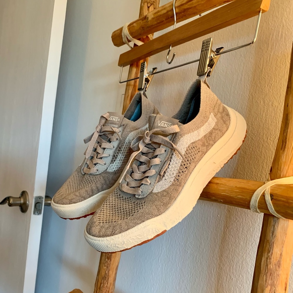 VANS Ultra Range Sneakers